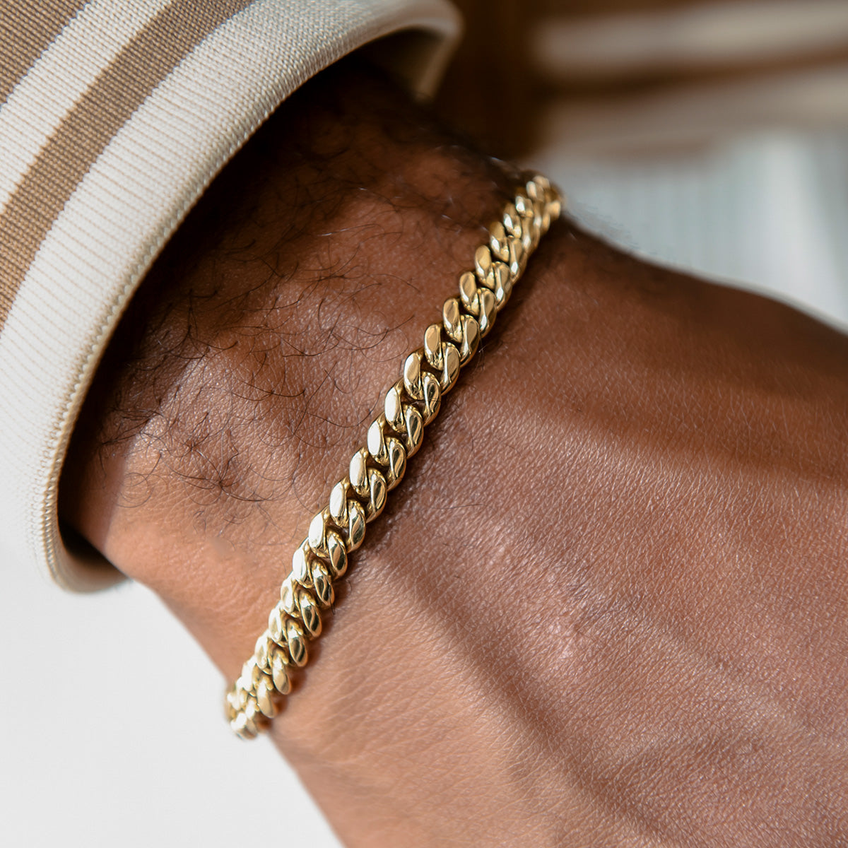 Miami Cuban Bracelet in Yellow Gold- 6mm – The GLD Shop