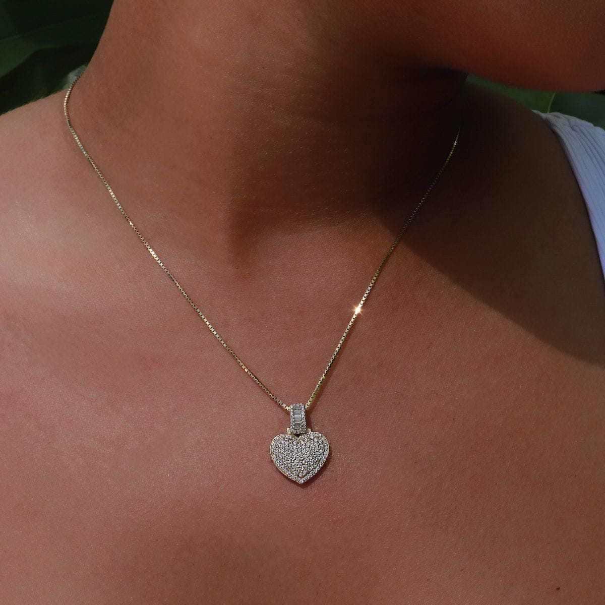 10kt hotsell real gold heart pendant