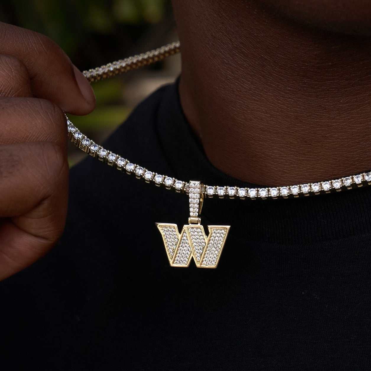 Washington Commanders Official NFL Logo Pendant- Yellow Gold – The GLD Shop