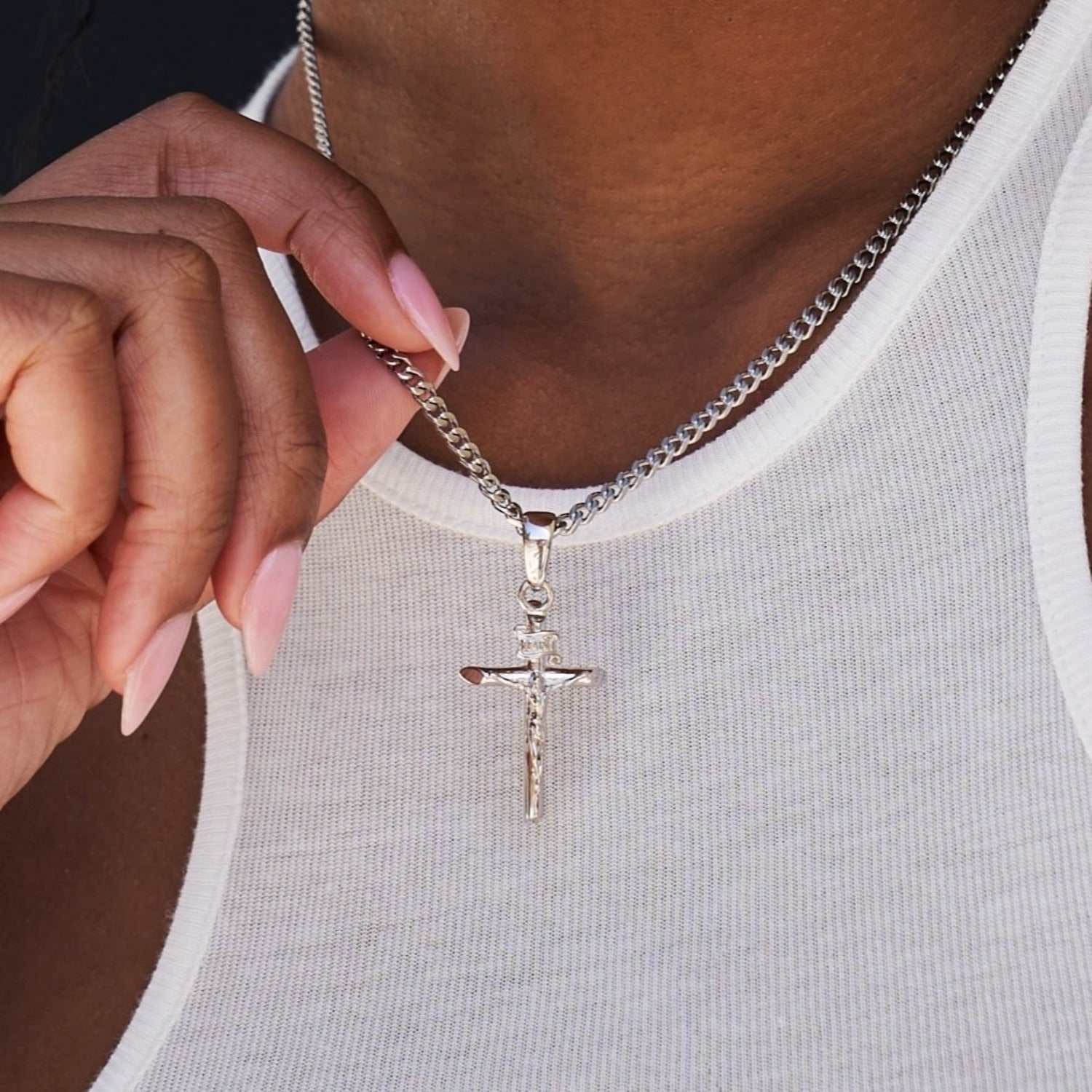 Solid White Gold Crucifix Pendant – The GLD Shop