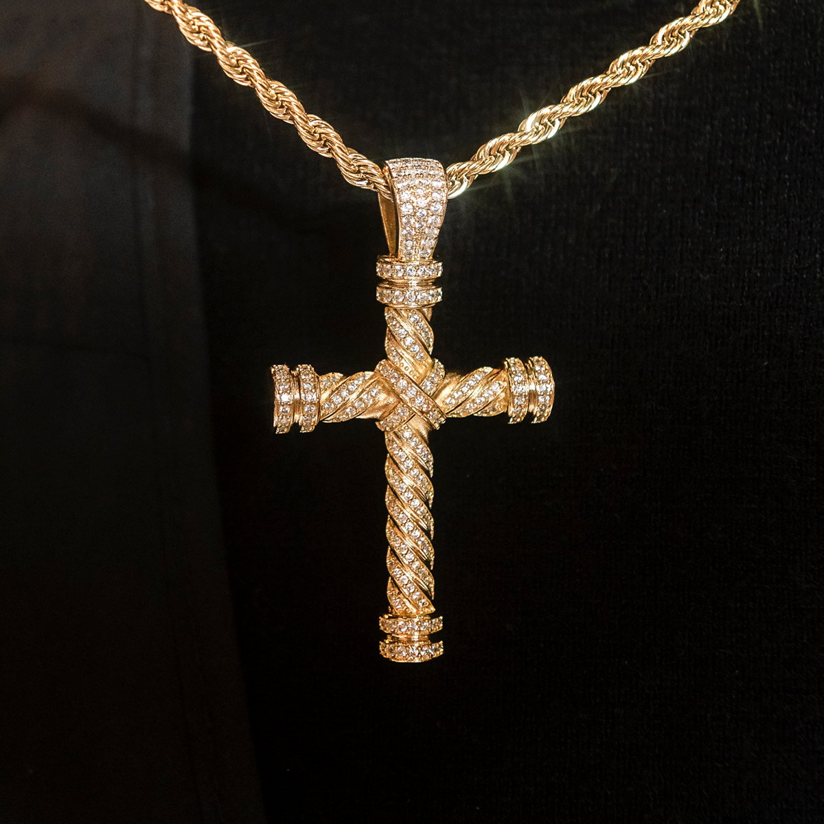 Diamond Rope Cross Pendant in Yellow Gold – The GLD Shop