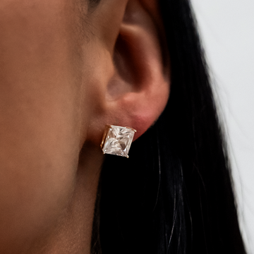 8mm Princess Cut Diamond Stud Earrings in Yellow Gold
