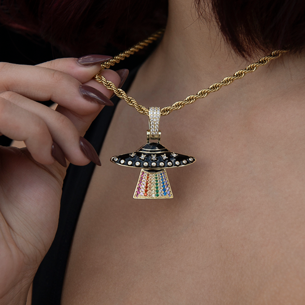 Ufo pendant deals